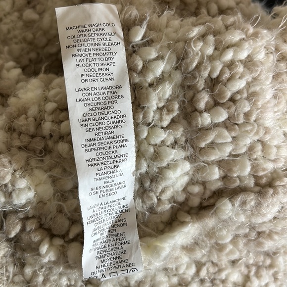 Kenzie Sweater Ivory Sleeveless Open Vest - Picture 5 of 6